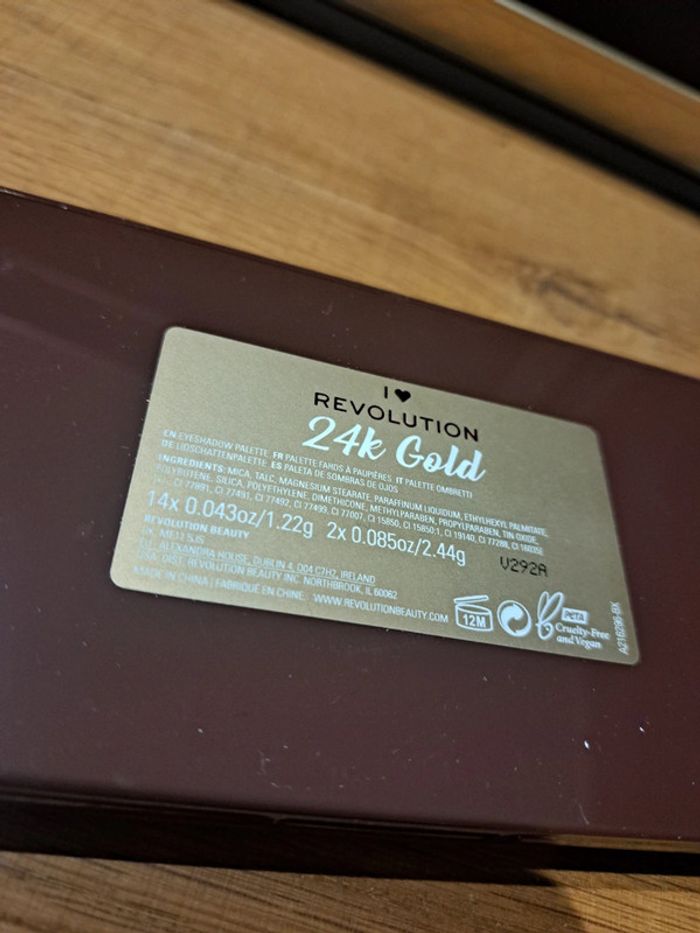 Revolution : palette 24k Gold - photo numéro 5