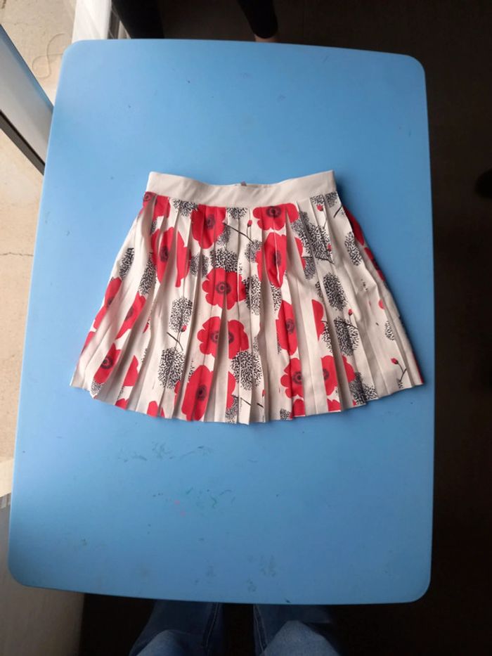 Jupe 6 ans orchestra très bon état