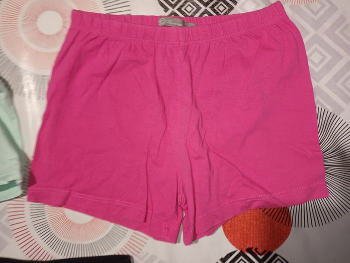 Lot 3 shorts élastiques 👧 taille 6 ans - photo numéro 5