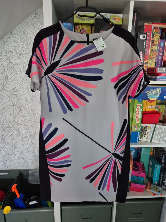 Robe droite 1 2 3 neuve 40 femme