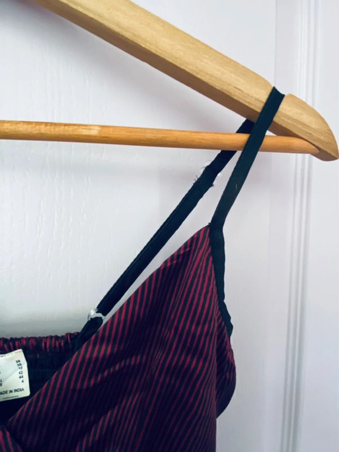 Robe Bonprix noire et bordeaux taille 36 🌺 - photo numéro 2