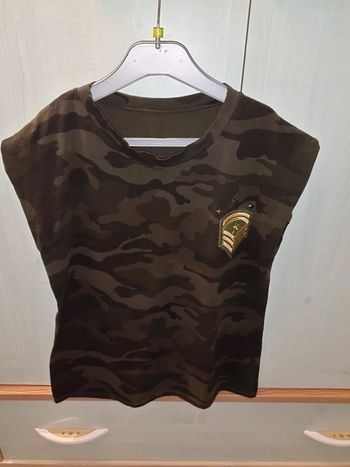 T-shirt camouflage