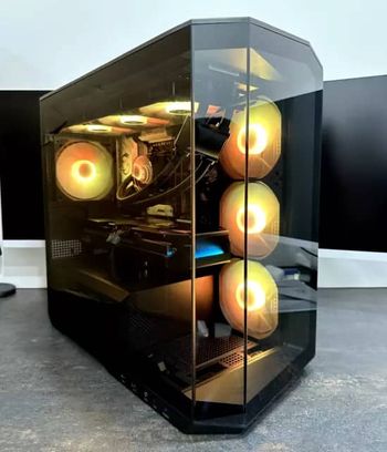 PC GAMING / AMD Ryzen 9800X3D / RTX 5090 / SSD M.2 6 To / 128 Go de RAM DDR5