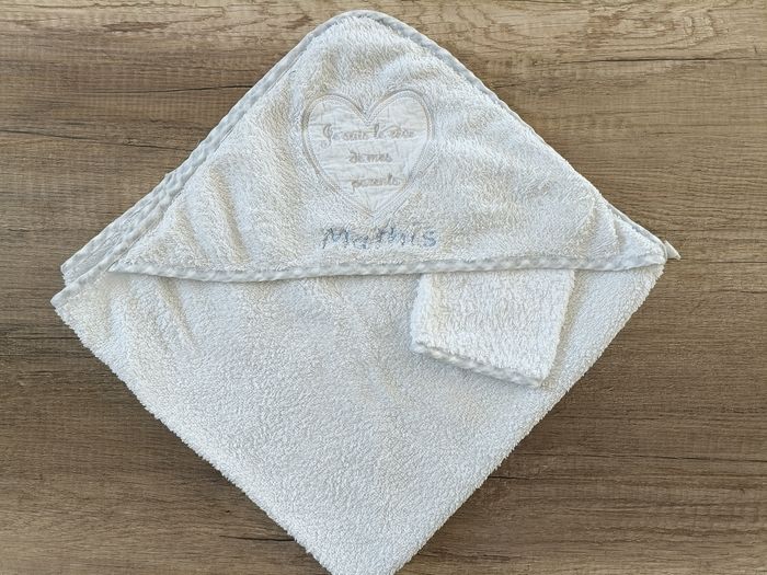 Lot 4 capes de bain avec 3 gants de toilette - photo numéro 3