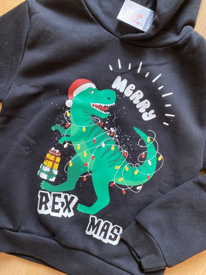 Pull Sweet à capuche, motif dinosaures, taille 6,7 ans, 122 cm Primark neuf - photo numéro 2