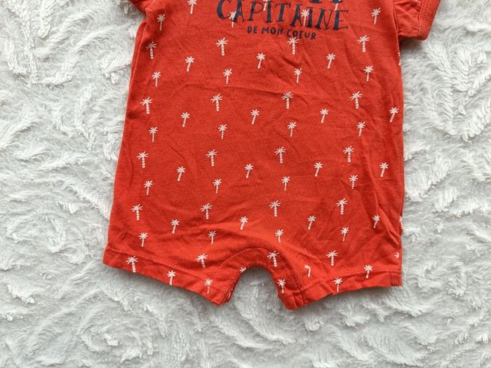 Combinaison combi short barboteuse Garçon 1 mois Petit capitaine palmier Kiabi 100% coton - photo numéro 4