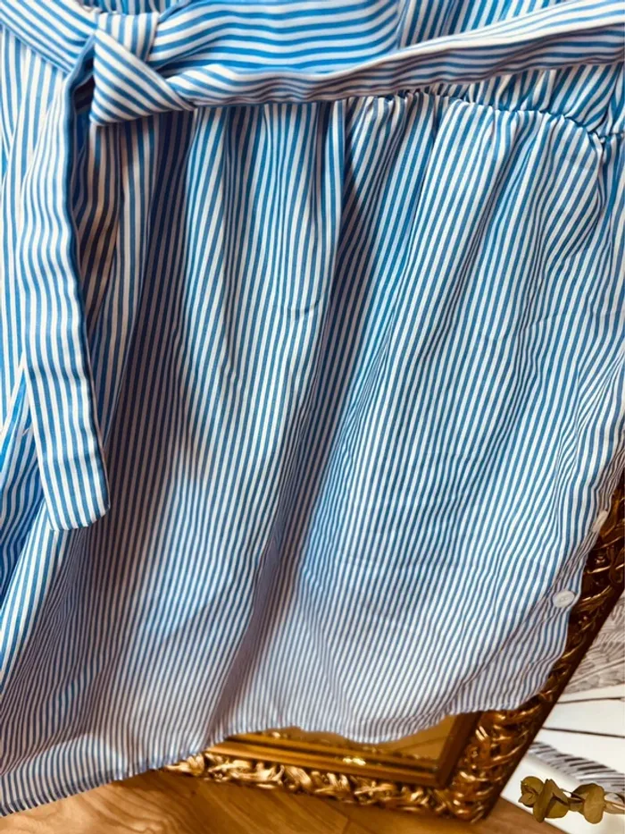 Taille L ~ 40 tunique femme bleue ciel et blanche à rayures 🌺 - photo numéro 4