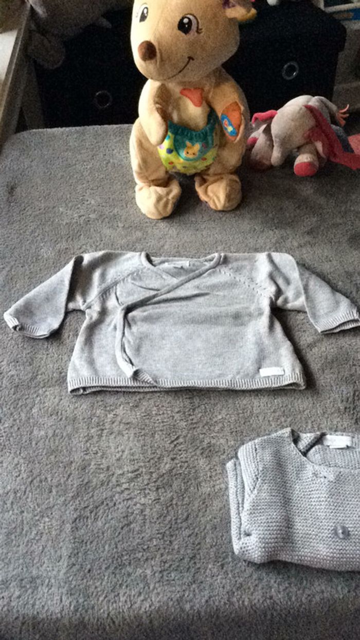 Gilet naissance gris