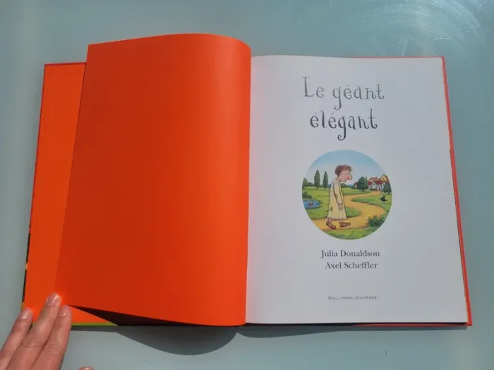 Livre le Géant Élégant, Gallimard Jeunesse - photo numéro 3