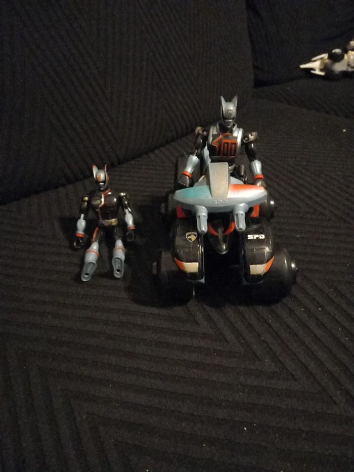 Power rangers bleu SPD Delta Morph ATV