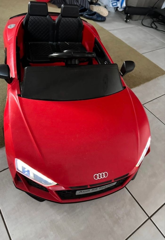 Voiture électrique enfant