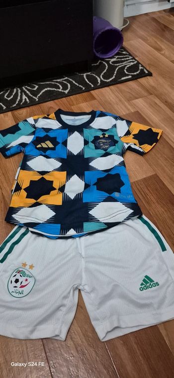 Tenu de foot équipe D'Algérie adidas enfant garçon