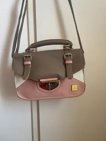 Sac bandoulière Naf Naf