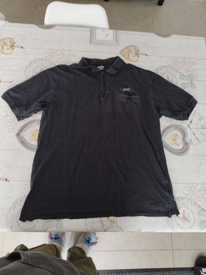 Polos