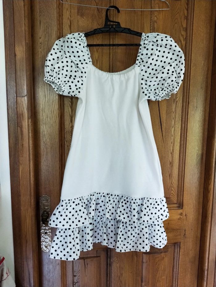 Robe à volants et manches ballon - photo numéro 2