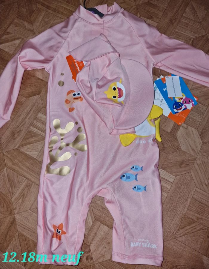 Combinaison uv 18mois neuf - photo numéro 2