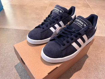 sneakers Adidas Campus 2 neuves Taille 44
