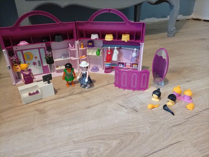 Boutique de vêtements Playmobil transportable