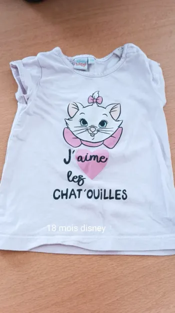 Disney tee shirt