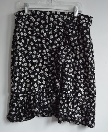 Jupe CKH noire fleurie volantée – taille 40