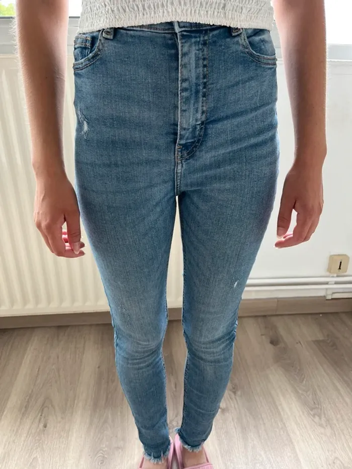 Jeans Pull & Bear taille 32 bleu