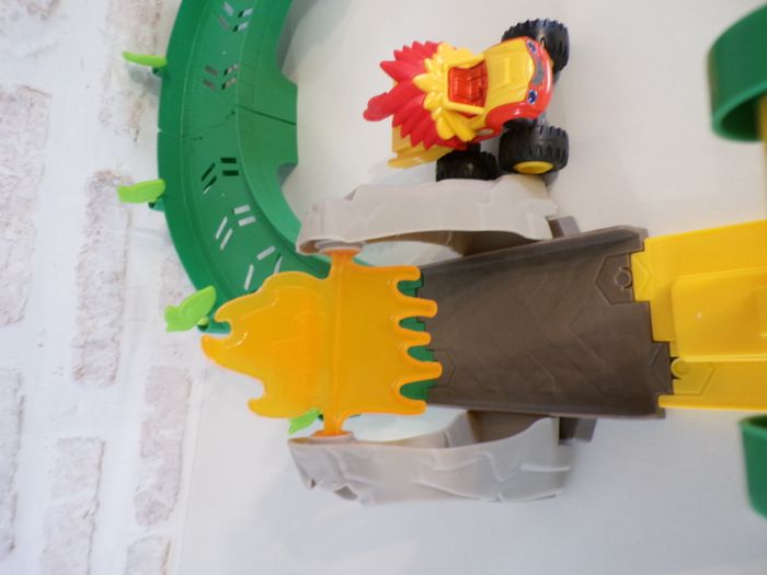 Circuit Blaze et les Monstres Machines - L'île aux animaux - photo numéro 7