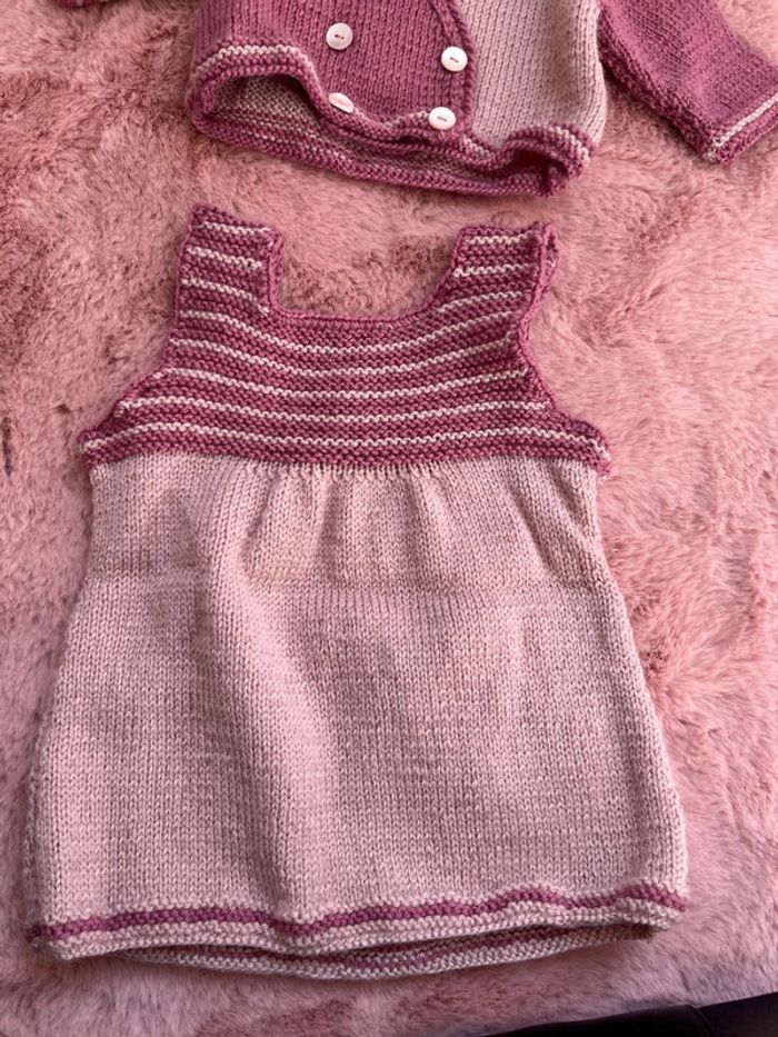 Ensemble tricot bébé fille robe et gilet - photo numéro 3