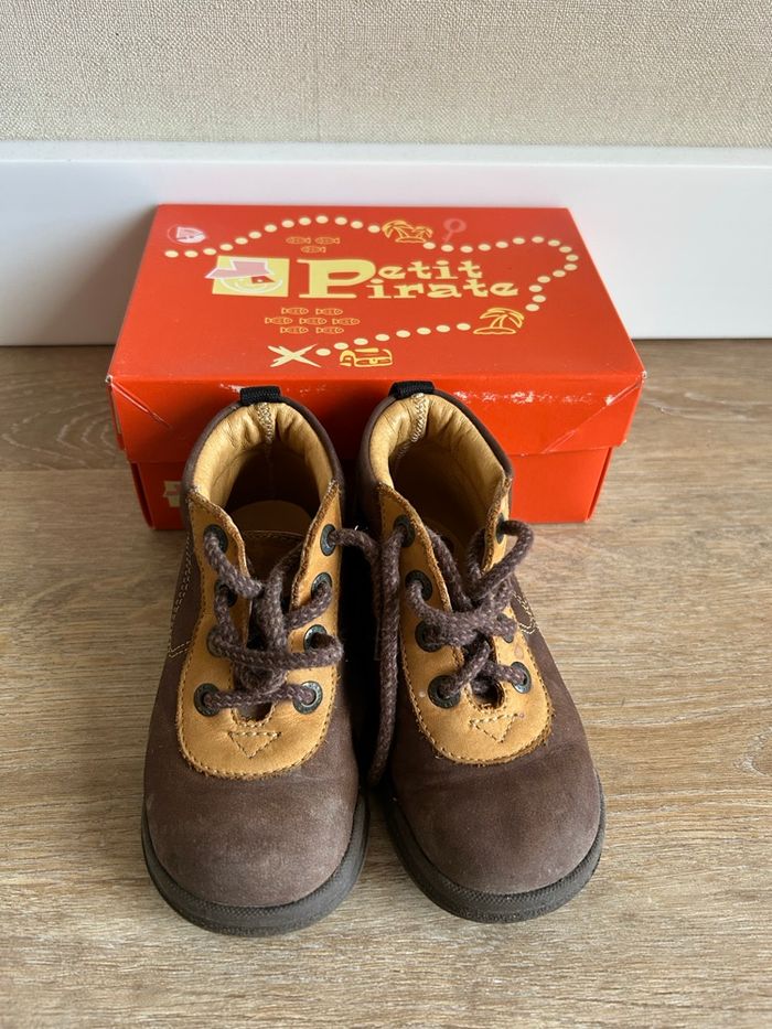 Chaussures garçon Petit Pirate taille 23 cuir – marron/beige avec boîte - photo numéro 2