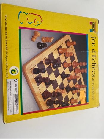 Jeu D’Echecs du bois solide