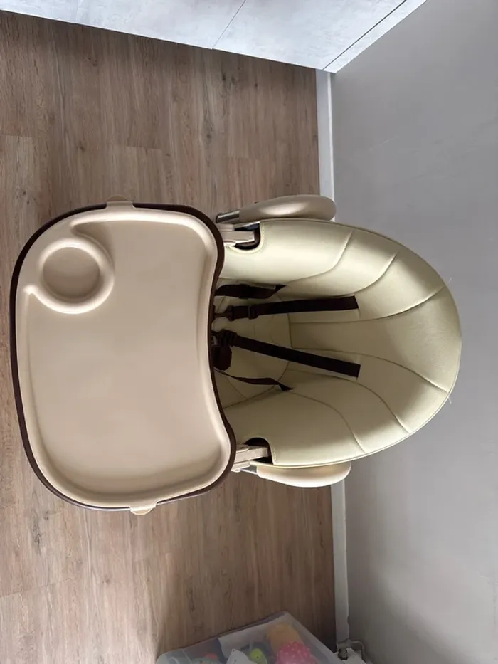 Chaise haute bébé pliable - photo numéro 2
