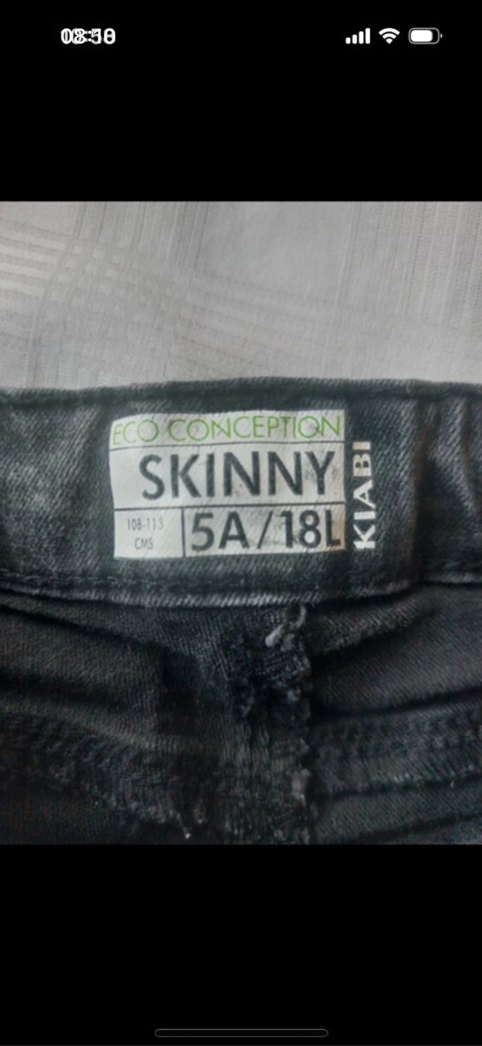 Jeans skinny Kiabi taille 5 ans - photo numéro 3