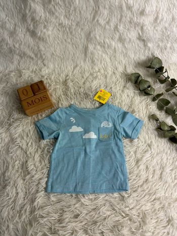 T-shirt bleu ciel p’tit bisou taille 1 mois