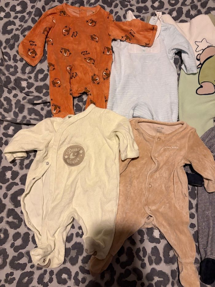 Lot pyjama bébé - photo numéro 3