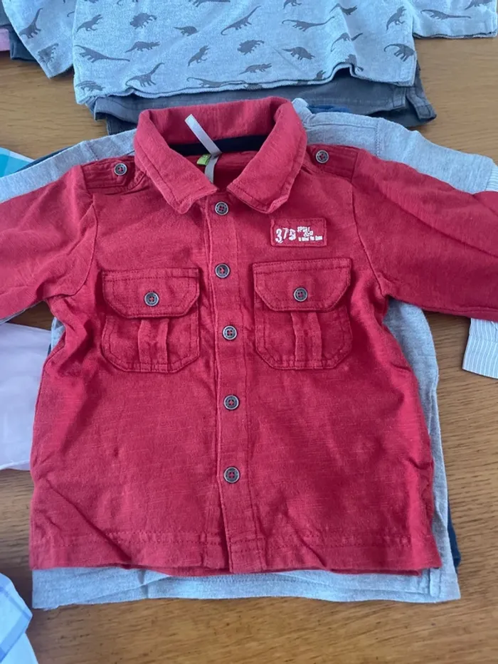 Lot 12 t-shirt ou chemises manches longues 18 mois - photo numéro 8