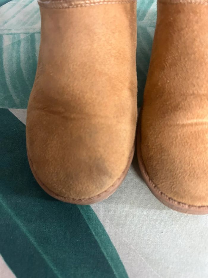 Bottes fourres en daim calme taille 29 - photo numéro 5