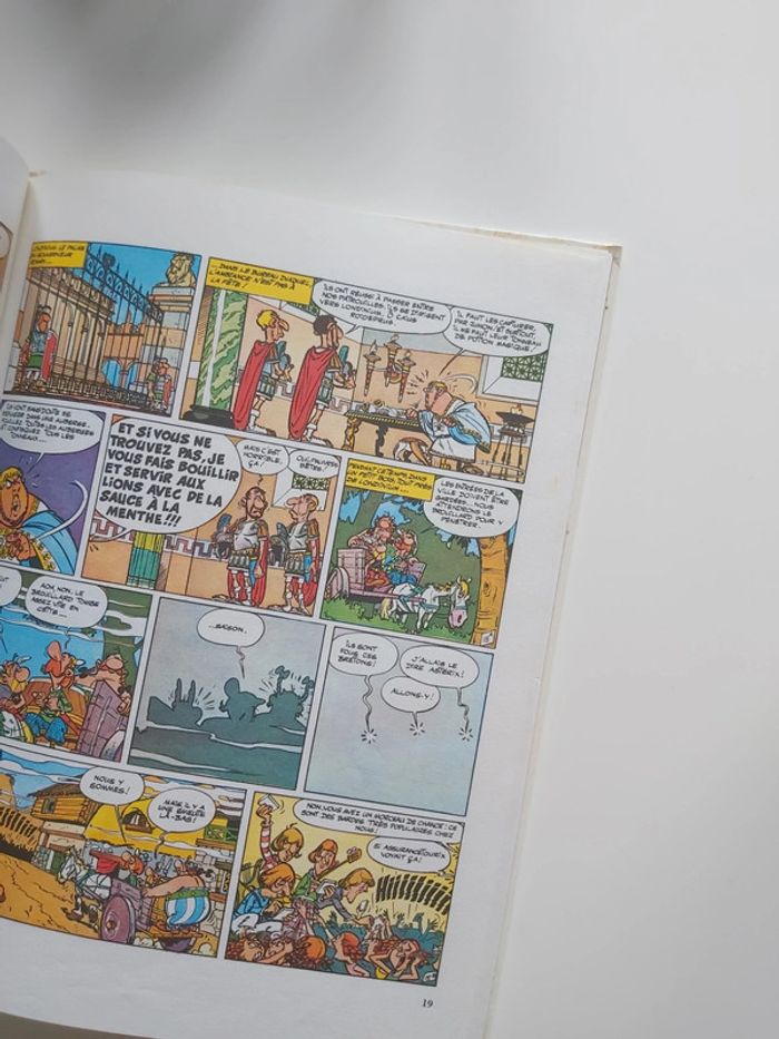 🦋 BD Asterix chez les bretons - photo numéro 2