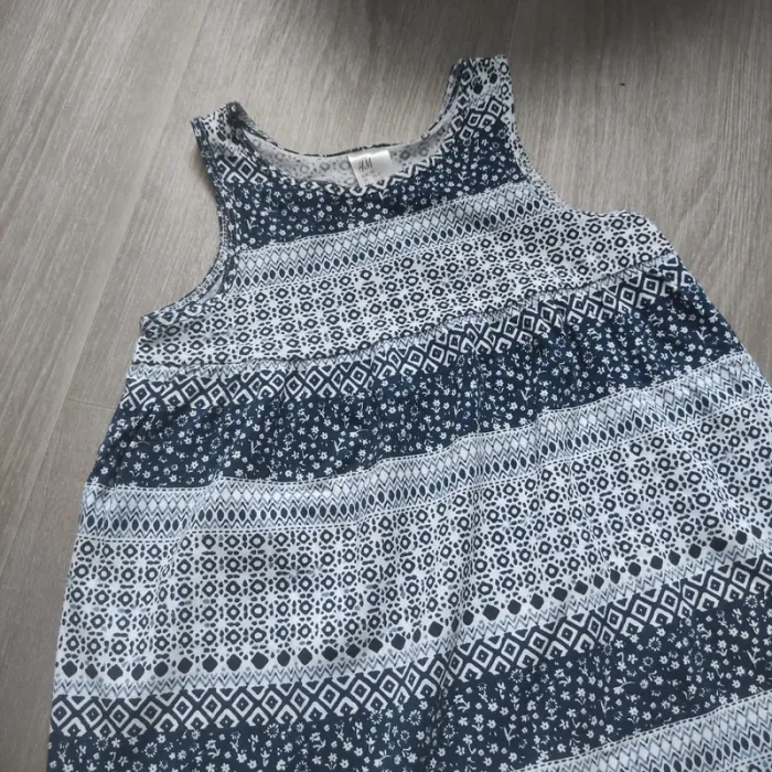 Petite robe d été h&m en très bon état taille 2 ans - photo numéro 3