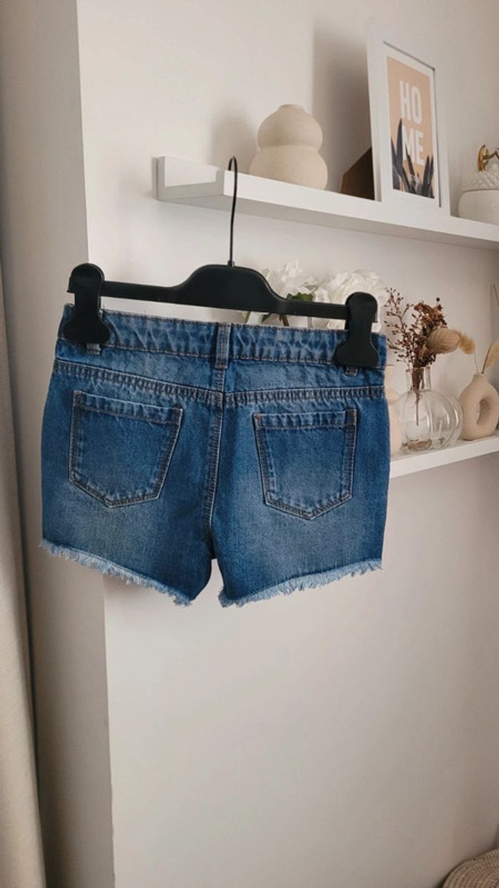 Short fille Gemo 8 ans neuf - photo numéro 4