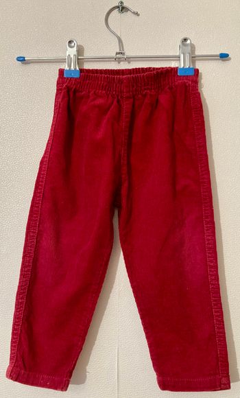 pantalon léger en velours fin taille 18 mois