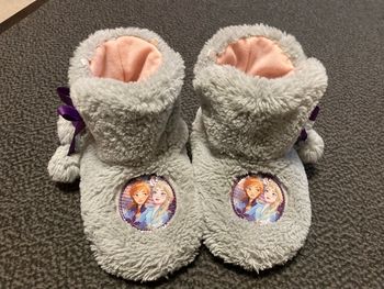 Chaussons chauds Reine des neiges 27