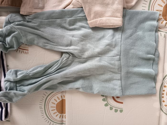 Lot 1 mois garçon (5 pcs) - photo numéro 5