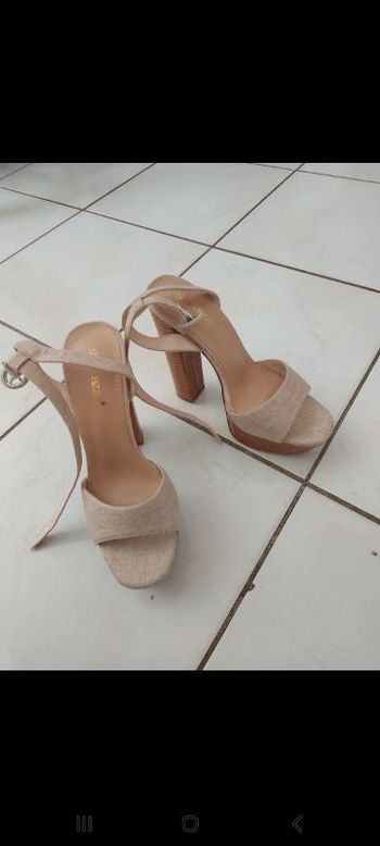 Chaussure à talon