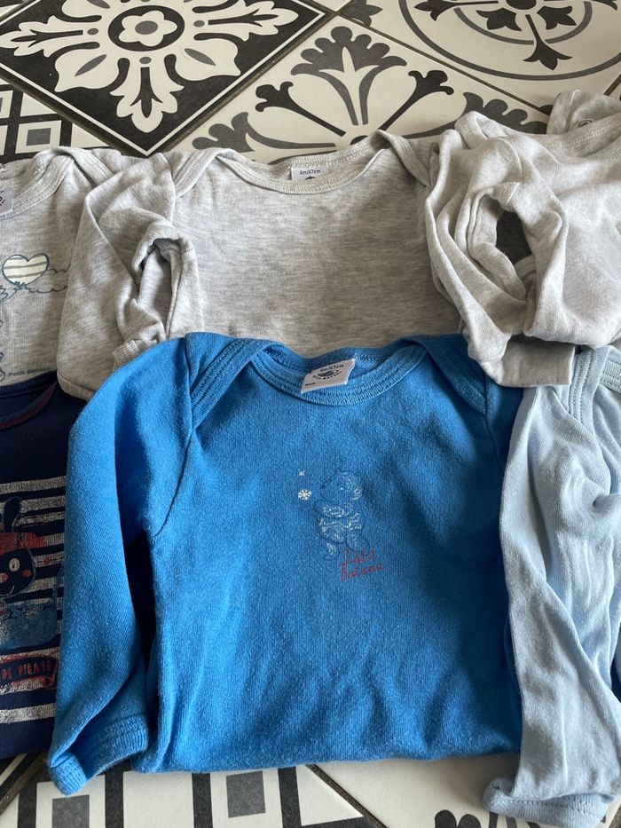 Bodies - photo numéro 3