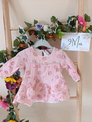 Jolie robe rose 9mois