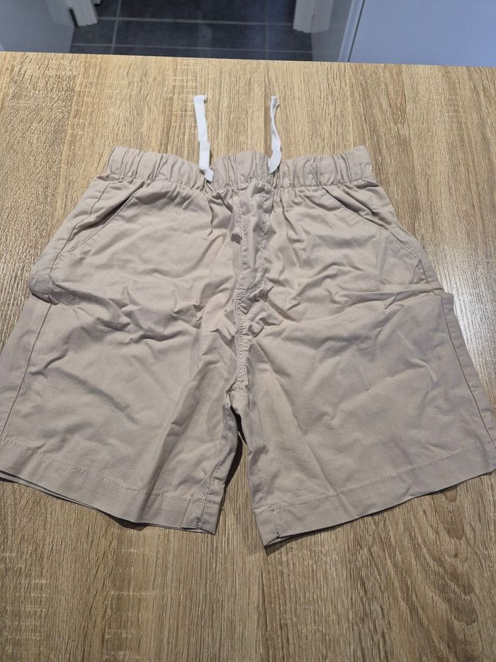 Lot short garçon T 8 ans - photo numéro 7