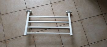 Support serviette murale