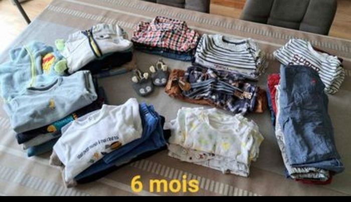 Lot de vêtements 6 mois