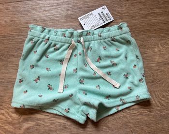 Short à fleurs