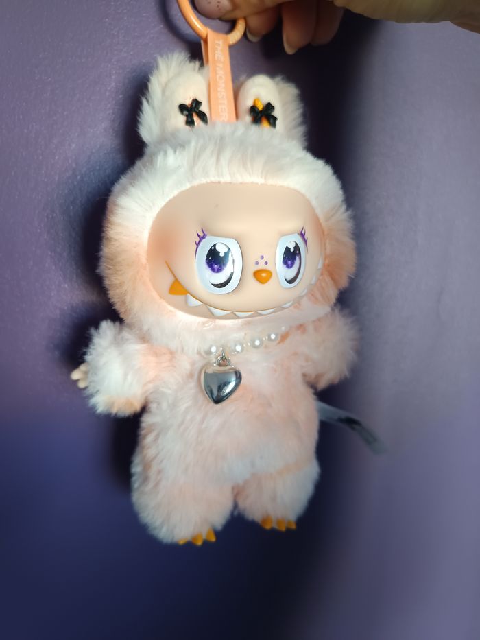 Labubu popmart happiness custom - photo numéro 2