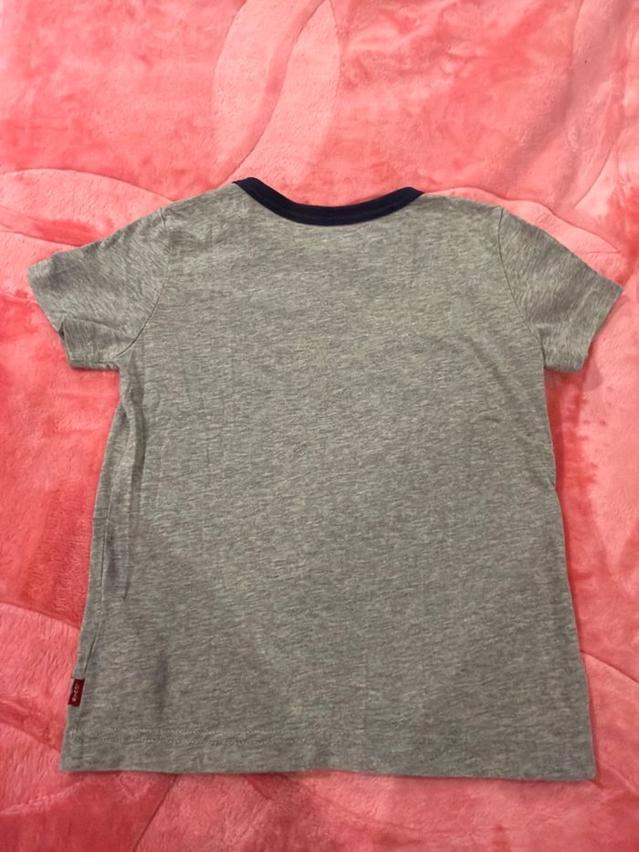 Tee-shirts Levis taille 5 ans - photo numéro 8